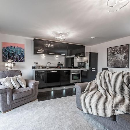 Luxurious River View Apartment With Terrace Worcester Luaran gambar