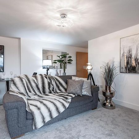 Luxurious River View Apartment With Terrace Worcester Luaran gambar
