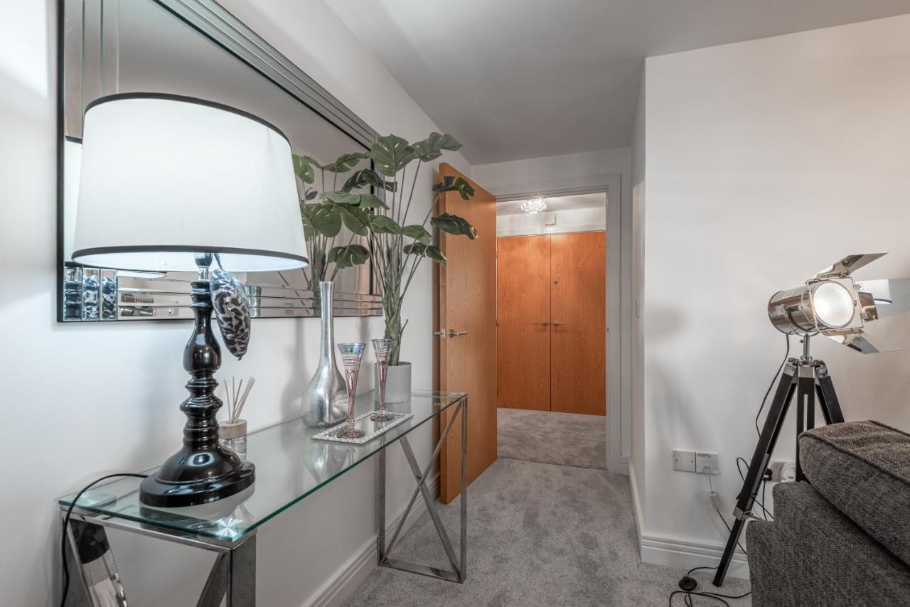 Luxurious River View Apartment With Terrace Worcester Luaran gambar