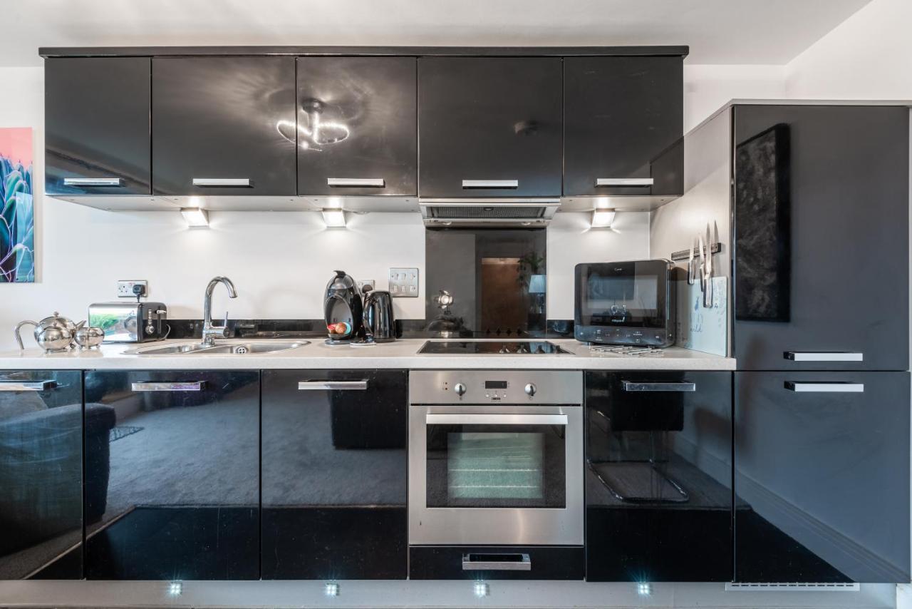 Luxurious River View Apartment With Terrace Worcester Luaran gambar